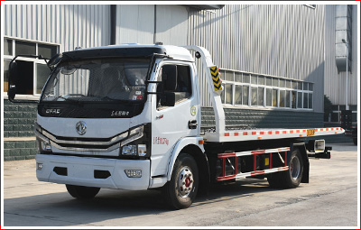 东风新款多利卡清障车